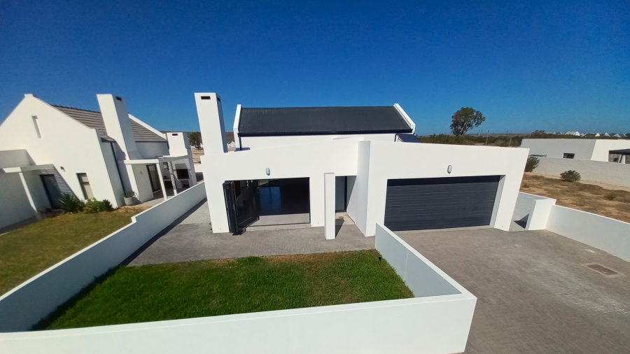 3 Bedroom Property for Sale in Brittania Beach Estate Western Cape